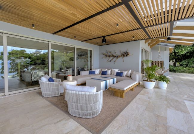 Villa in Nacascolo - Breathtaking Oceanfront Villa with Expansive Infinity Pool and Full Concierge Services Villa in Nacascolo - Breathtaking Oceanfront Villa with Expansive Infinity Pool and Full Concierge Services