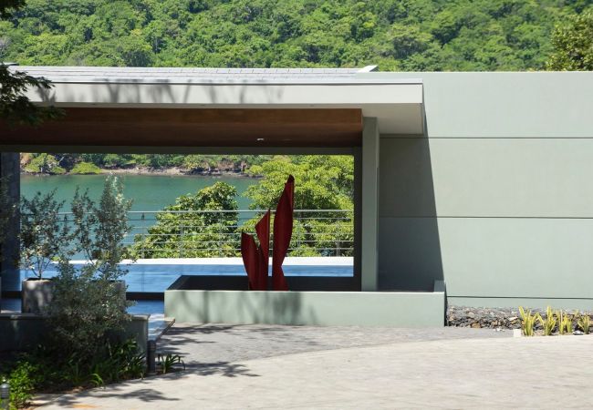 Villa in Nacascolo - Award-Winning Luxury Eco-Villa in Costa Rica’s Premier Peninsula Villa in Nacascolo - Award-Winning Luxury Eco-Villa in Costa Rica’s Premier Peninsula
