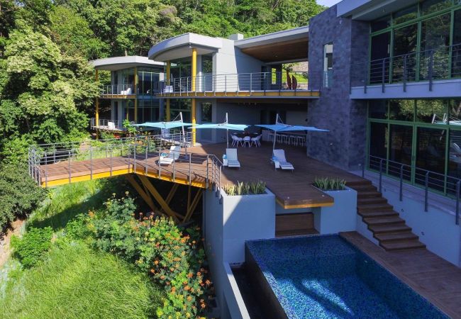 Villa in Nacascolo - Award-Winning Luxury Eco-Villa in Costa Rica’s Premier Peninsula Villa in Nacascolo - Award-Winning Luxury Eco-Villa in Costa Rica’s Premier Peninsula