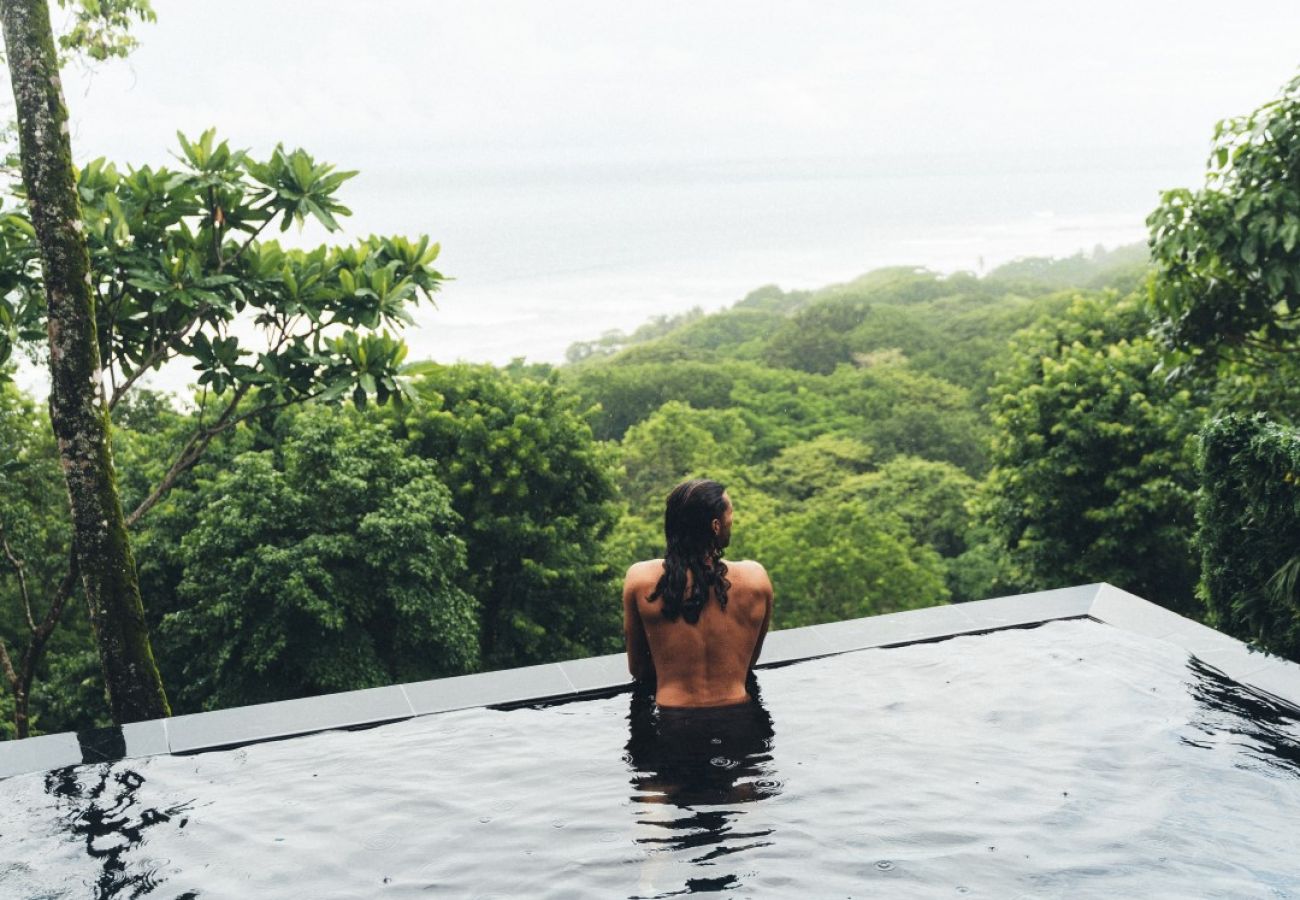 Villa in Santa Teresa - Casa Nalani – Luxury Villa with Semi-Olympic Saltwater Infinity Pool in Santa Teresa, Costa Rica