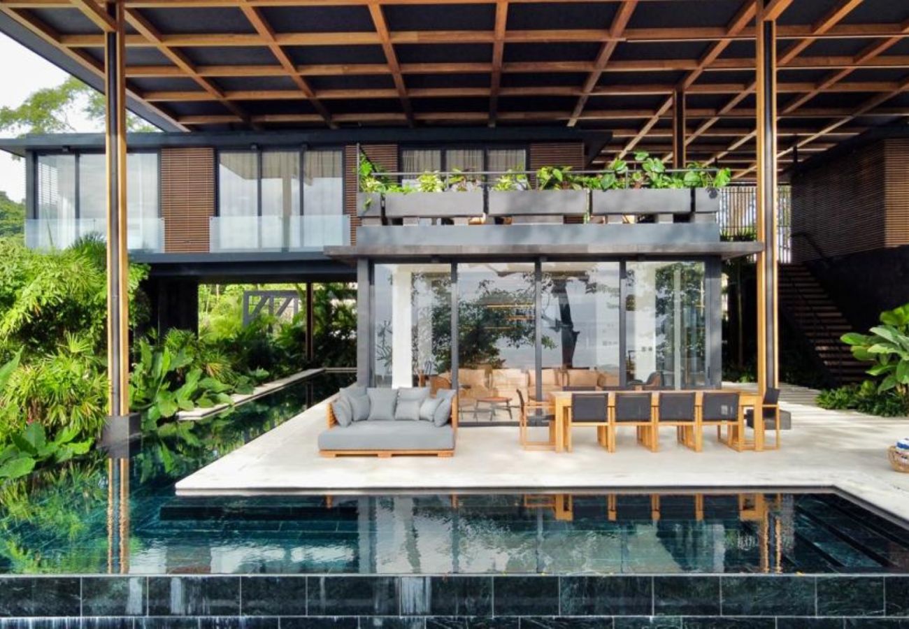 Villa in Santa Teresa - Casa Nalani – Luxury Villa with Semi-Olympic Saltwater Infinity Pool in Santa Teresa, Costa Rica