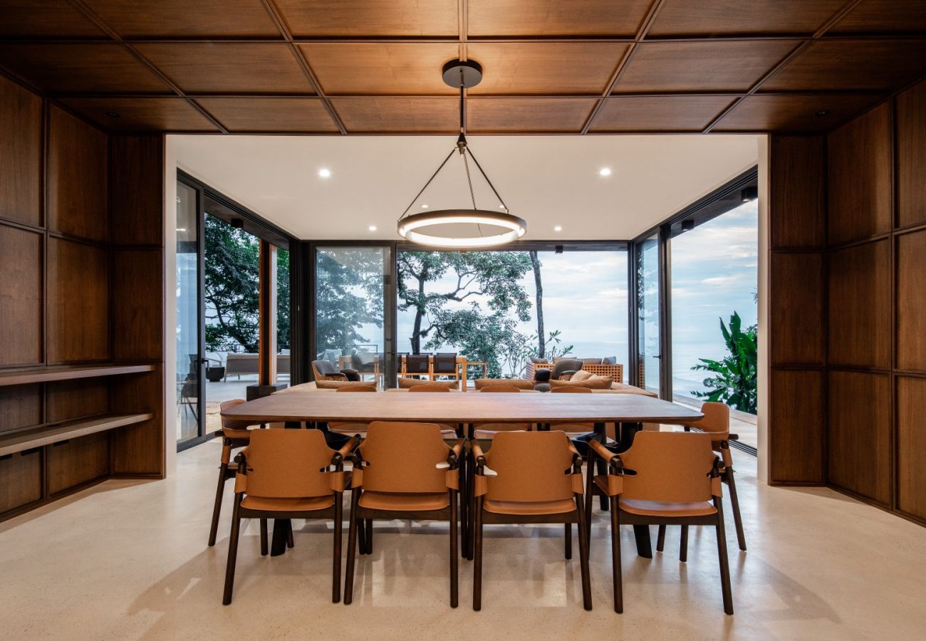 Villa in Santa Teresa - Casa Nalani – Luxury Villa with Semi-Olympic Saltwater Infinity Pool in Santa Teresa, Costa Rica