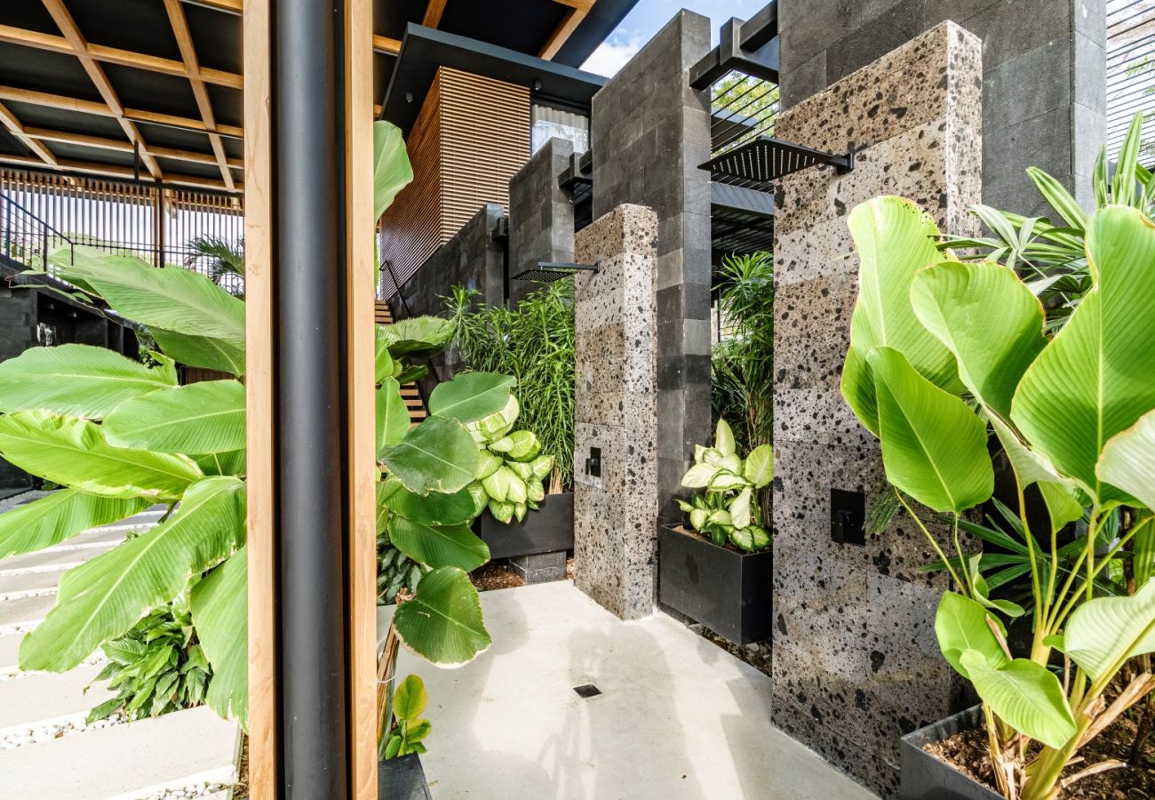 Villa in Santa Teresa - Casa Nalani – Luxury Villa with Semi-Olympic Saltwater Infinity Pool in Santa Teresa, Costa Rica