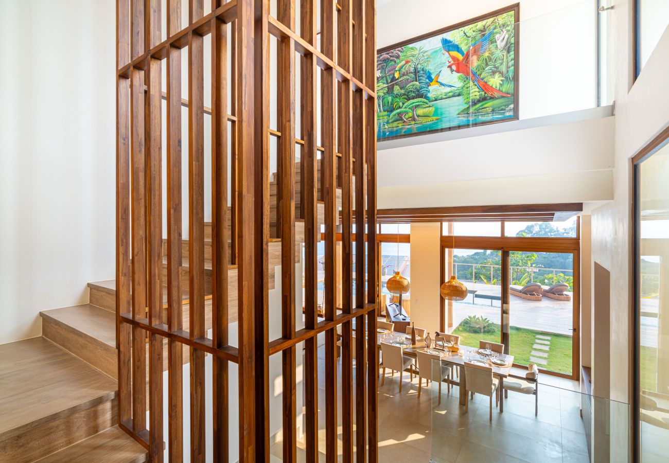 Villa in Dominical - Casa Bella Vina – Luxury Villa Near Beach & Town