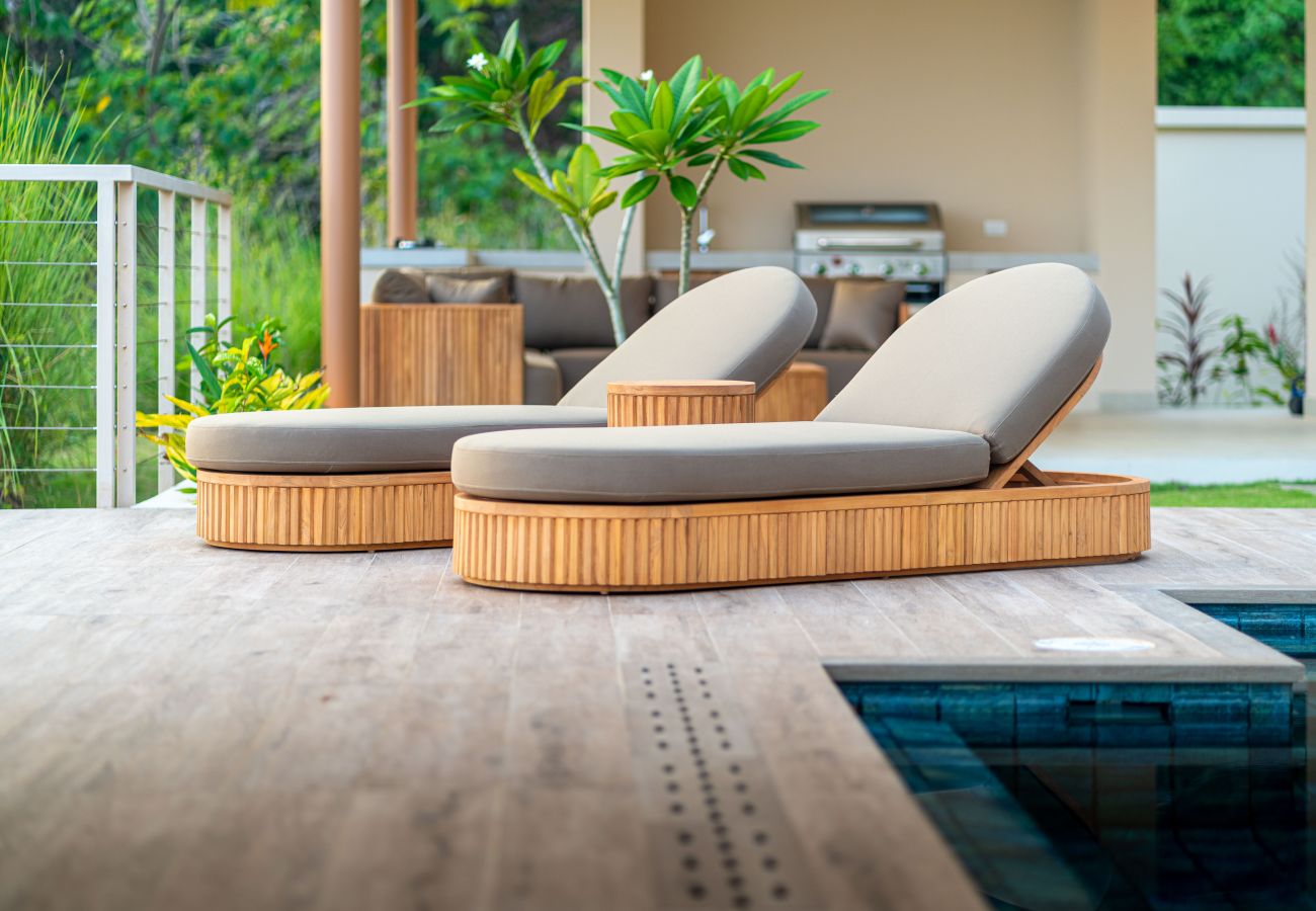 Villa in Dominical - Casa Bella Vina – Luxury Villa Near Beach & Town