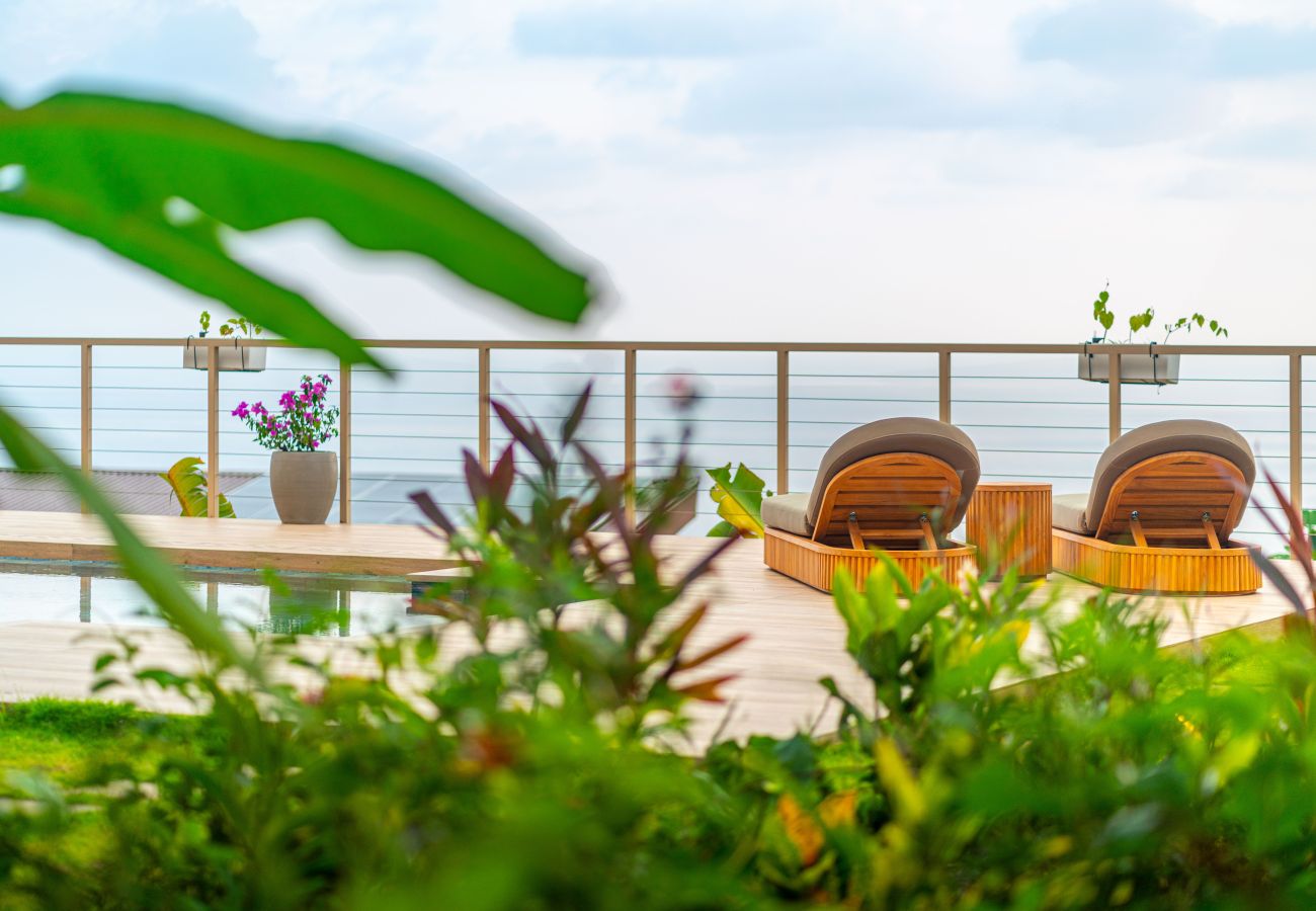 Villa in Dominical - Casa Bella Vina – Luxury Villa Near Beach & Town