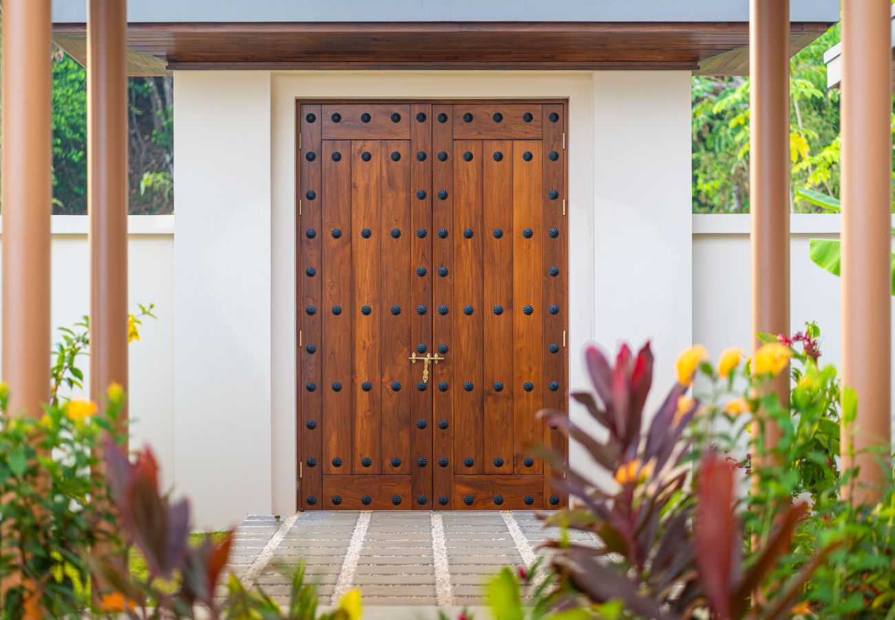Villa in Dominical - Casa Bella Vina – Luxury Villa Near Beach & Town