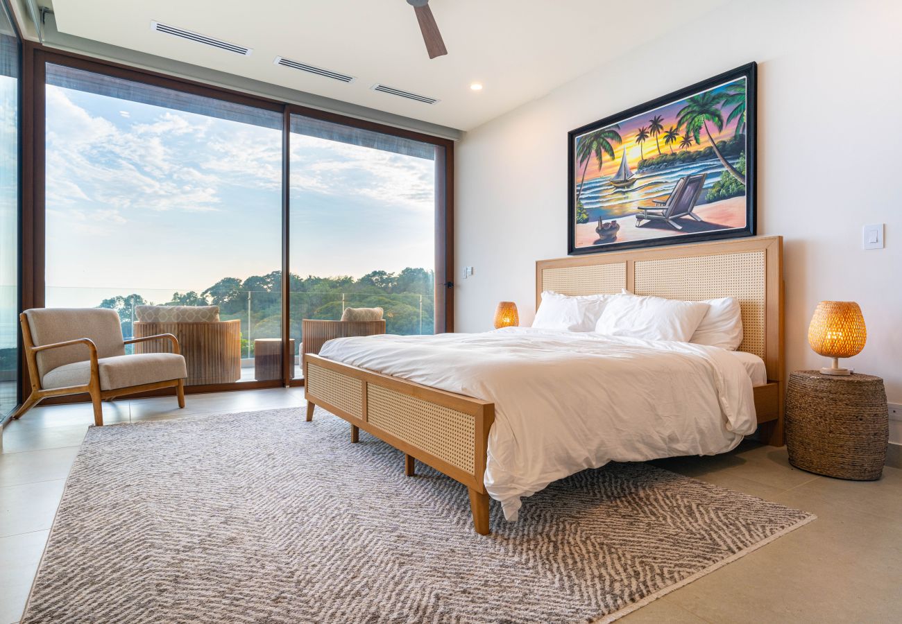Villa in Dominical - Casa Bella Vina – Luxury Villa Near Beach & Town
