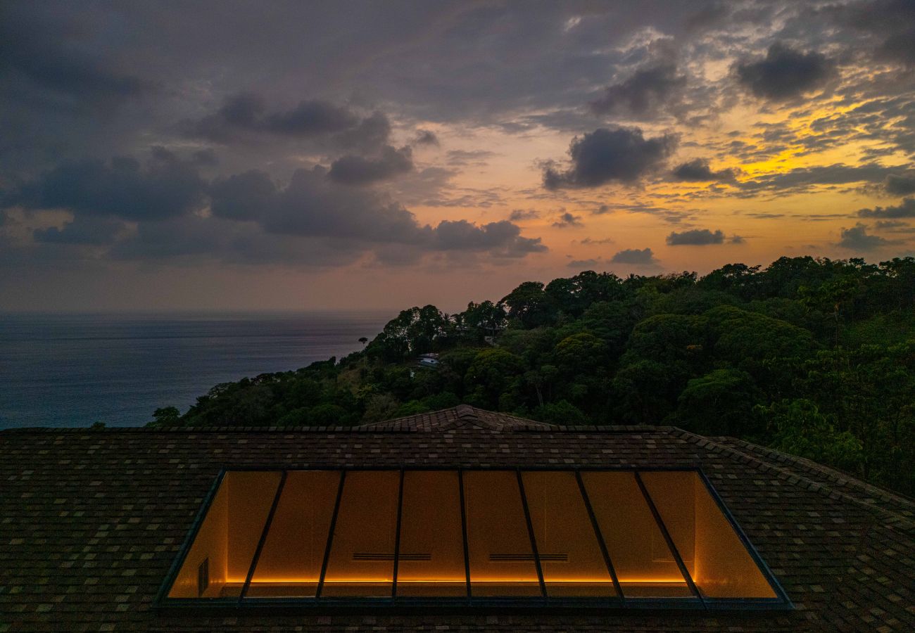 Villa in Dominical - Casa Bella Vina – Luxury Villa Near Beach & Town