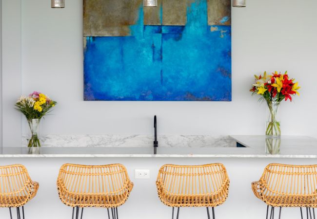Villa in Quepos - Luxury Villa with Ocean Views, Conference Room & Accessibility-Optimized Layout – Ideal for Corporate Retreats & Celebrations Villa in Quepos - Luxury Villa with Ocean Views, Conference Room & Accessibility-Optimized Layout – Ideal for Corporate Retreats & Celebrations
