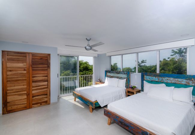Villa in Quepos - Luxury Villa with Ocean Views, Conference Room & Accessibility-Optimized Layout – Ideal for Corporate Retreats & Celebrations Villa in Quepos - Luxury Villa with Ocean Views, Conference Room & Accessibility-Optimized Layout – Ideal for Corporate Retreats & Celebrations