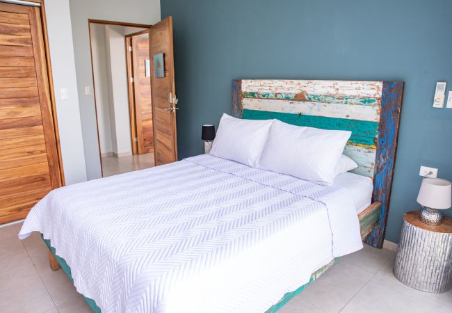 Villa in Quepos - Luxury Villa with Ocean Views, Conference Room & Accessibility-Optimized Layout – Ideal for Corporate Retreats & Celebrations Villa in Quepos - Luxury Villa with Ocean Views, Conference Room & Accessibility-Optimized Layout – Ideal for Corporate Retreats & Celebrations