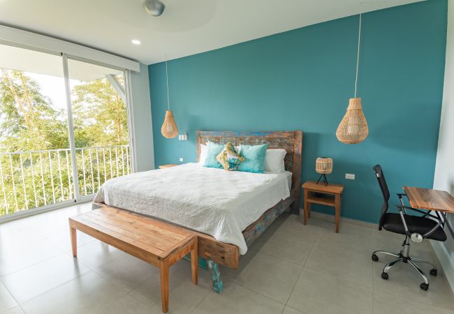 Villa in Quepos - Luxury Villa with Ocean Views, Conference Room & Accessibility-Optimized Layout – Ideal for Corporate Retreats & Celebrations Villa in Quepos - Luxury Villa with Ocean Views, Conference Room & Accessibility-Optimized Layout – Ideal for Corporate Retreats & Celebrations