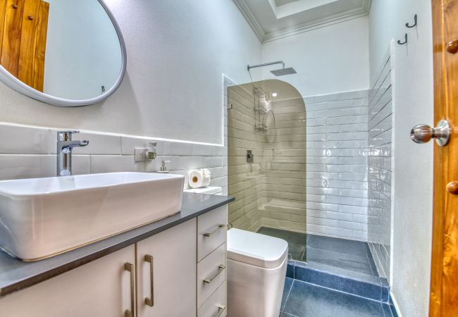 Villa in Nosara - Luxury 15BR Ocean View Estate in Nosara | Ideal for Retreats, Weddings & Corporate Events Villa in Nosara - Luxury 15BR Ocean View Estate in Nosara | Ideal for Retreats, Weddings & Corporate Events