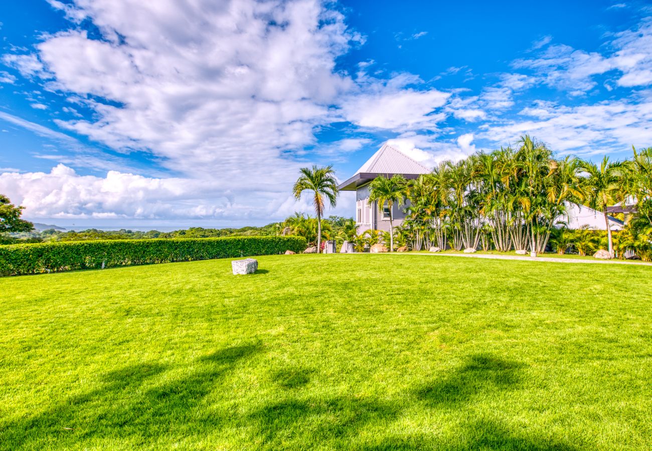 Villa in Nosara - Luxury 15BR Ocean View Estate in Nosara | Ideal for Retreats, Weddings & Corporate Events