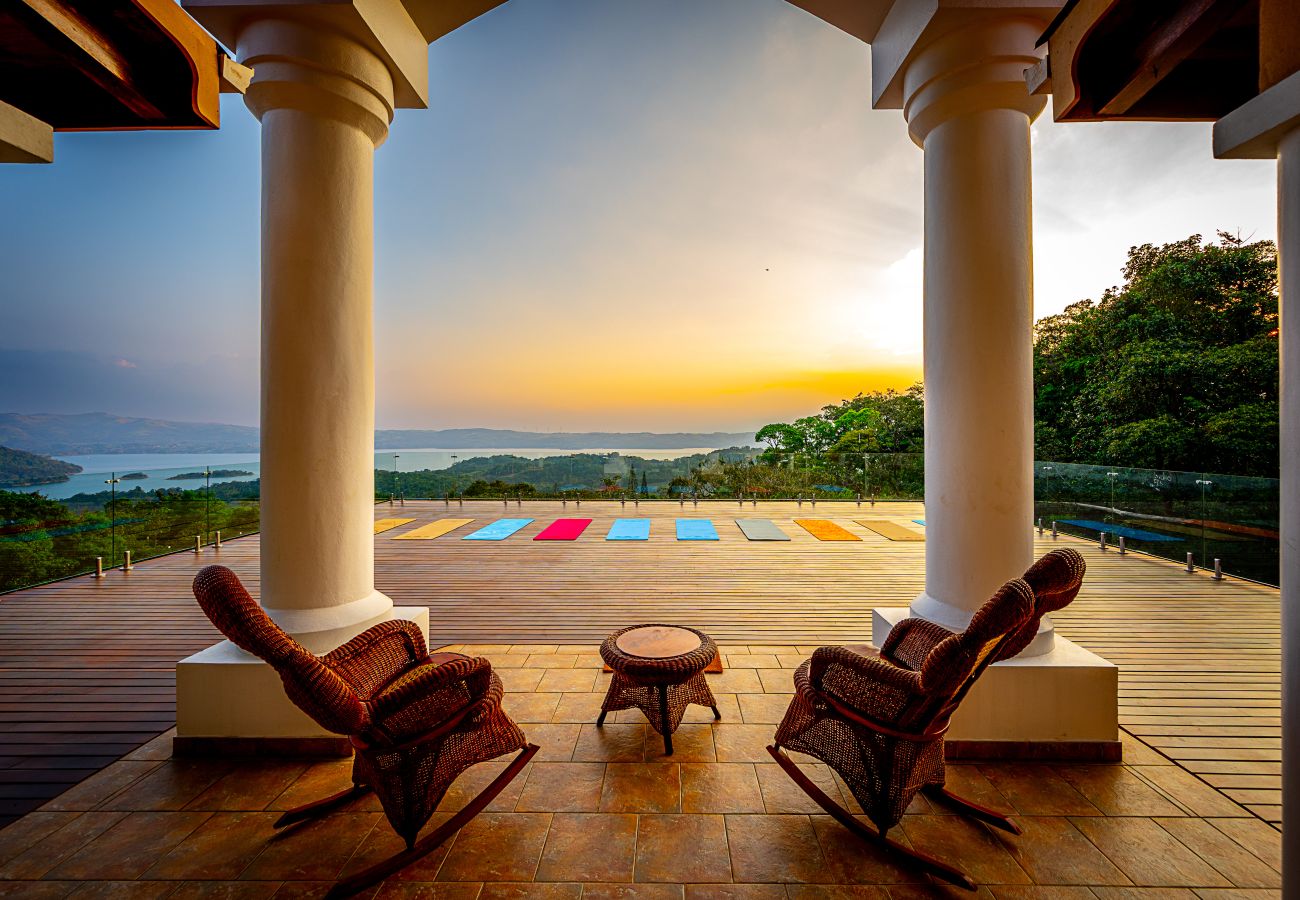 Villa in Arenal - Lake Arenal Villas with Hot Tub, Chef, Yoga Deck, Retreats, Weddings