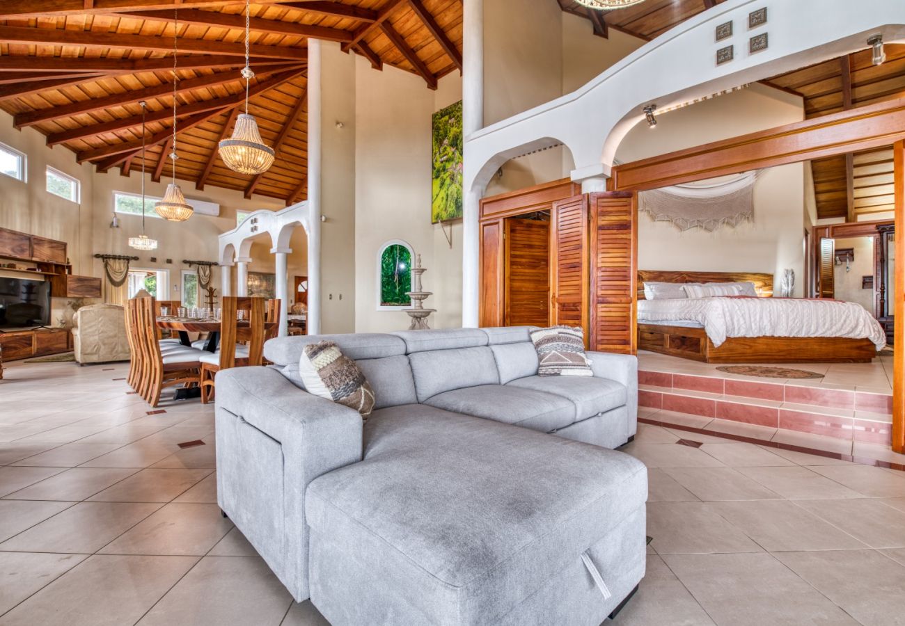 Villa in Arenal - Lake Arenal Villas with Hot Tub, Chef, Yoga Deck, Retreats, Weddings