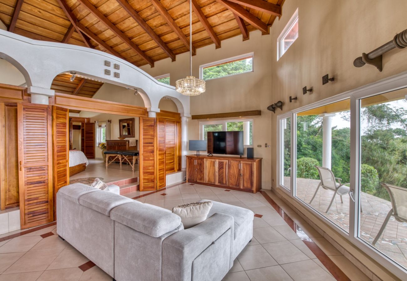 Villa in Arenal - Lake Arenal Villas with Hot Tub, Chef, Yoga Deck, Retreats, Weddings