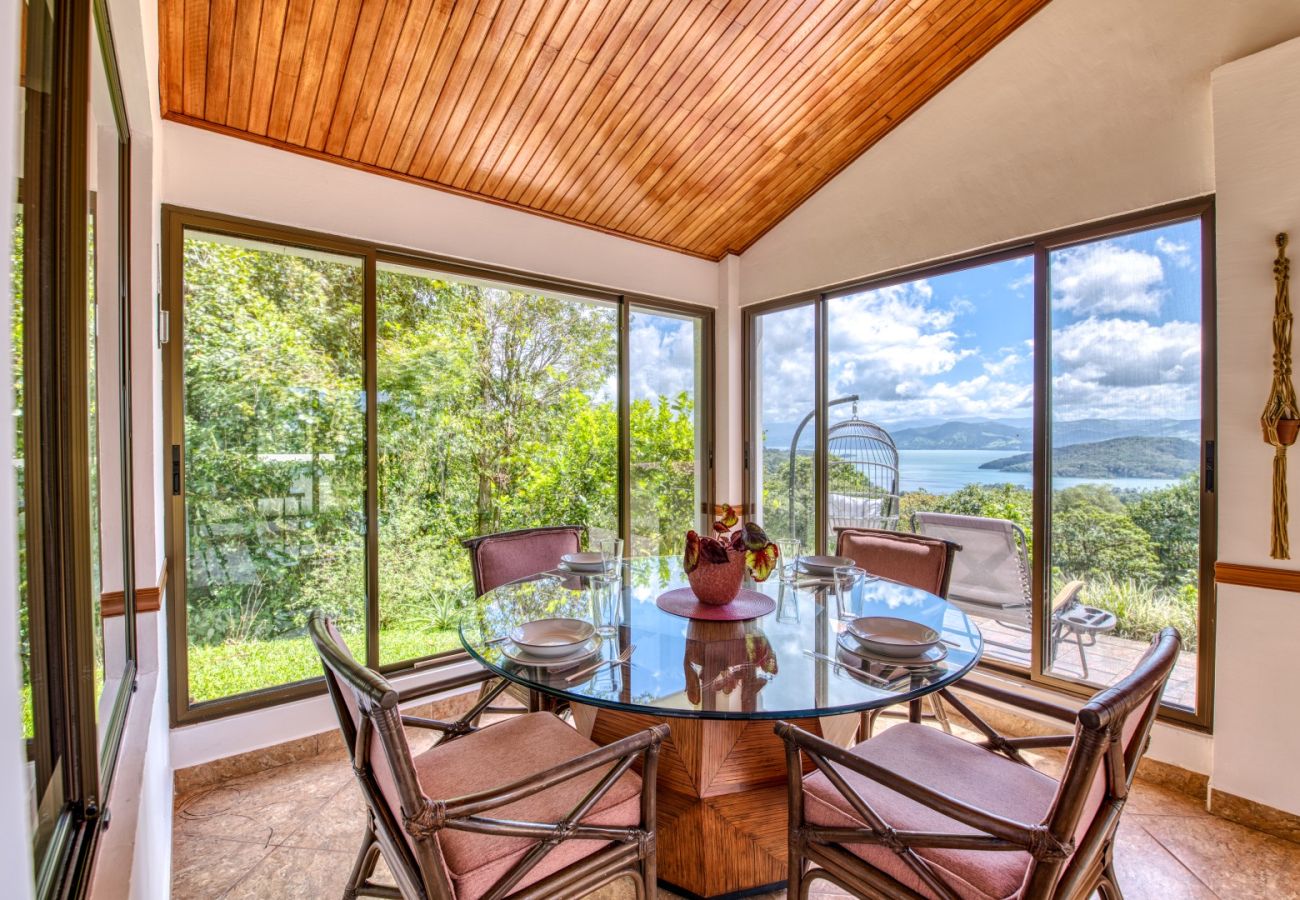 Villa in Arenal - Lake Arenal Villas with Hot Tub, Chef, Yoga Deck, Retreats, Weddings