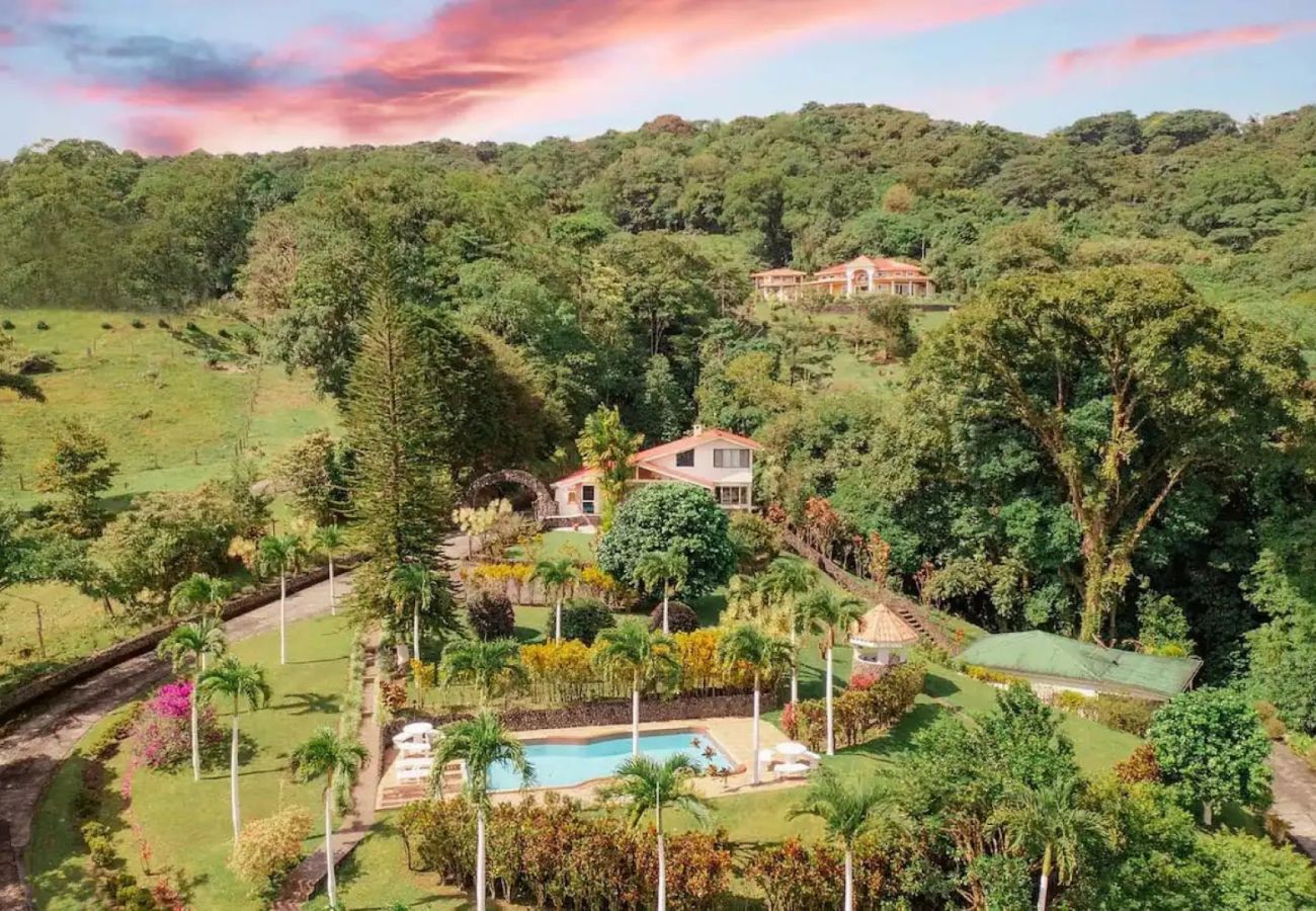 Villa in Arenal - Lake Arenal Villas with Hot Tub, Chef, Yoga Deck, Retreats, Weddings