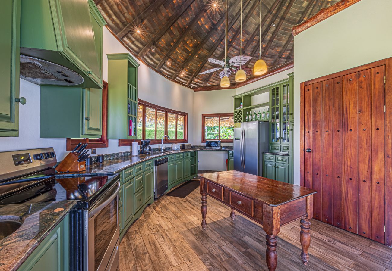 Bungalow in Tres Rios - Authentic Jungle & Ocean Escape by Pura Villas