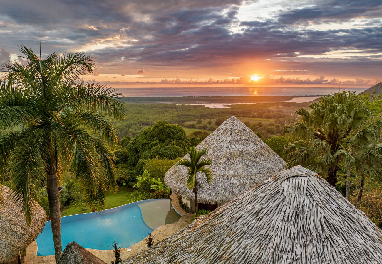 Bungalow in Tres Rios - Authentic Jungle & Ocean Escape by Pura Villas