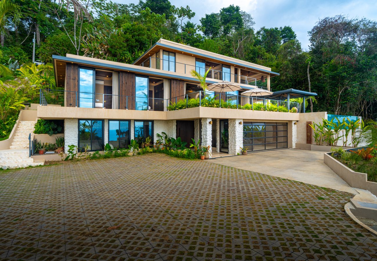 Villa in Dominical - Riverstone | Elevated Living Near Beach & Town
