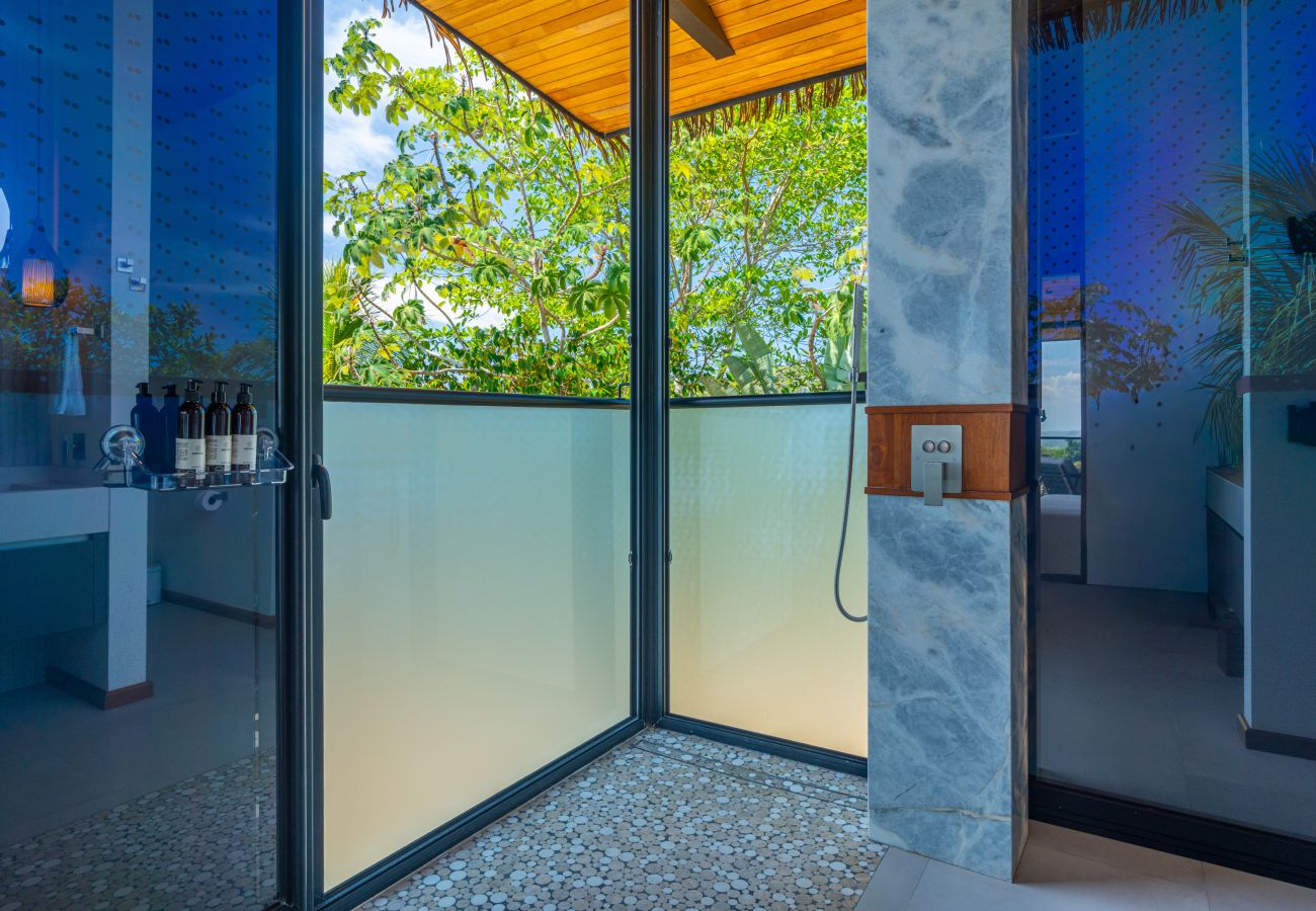 Villa in Esterillos Oeste - Stealing Time