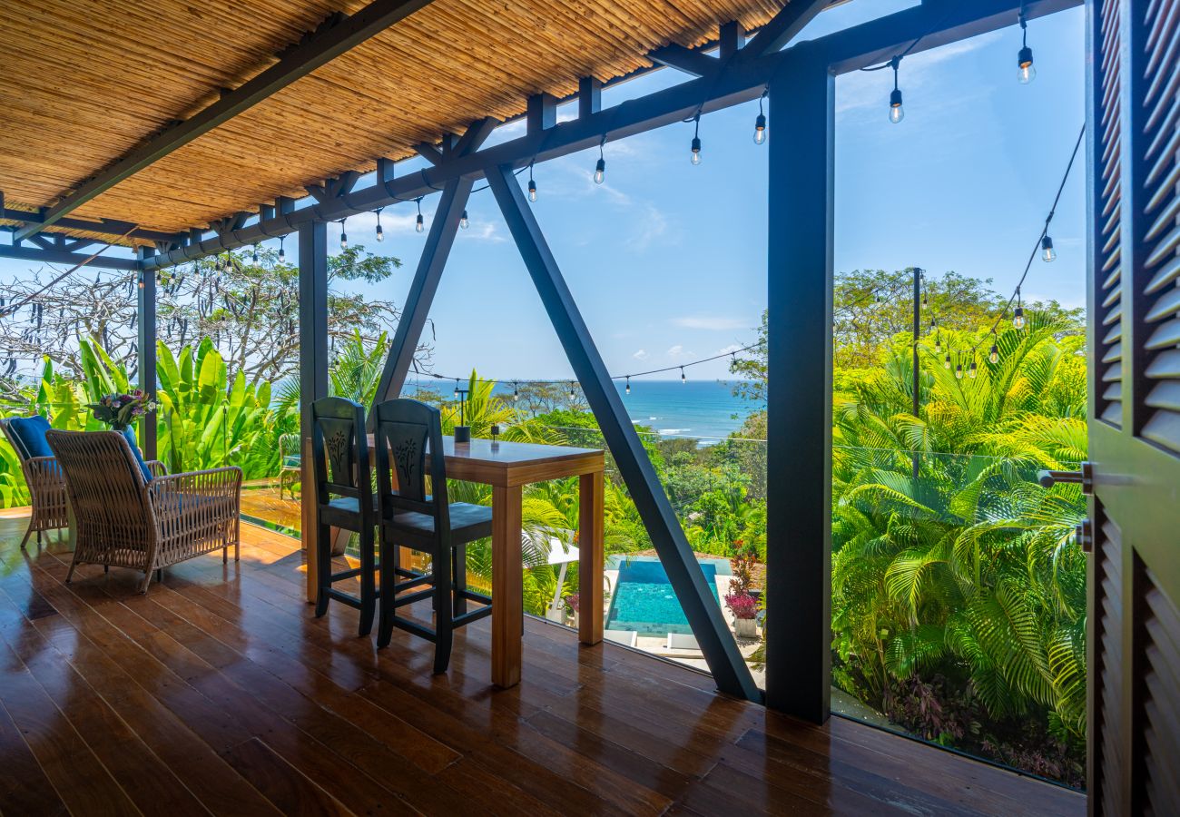 Villa in Esterillos Oeste - Stealing Time