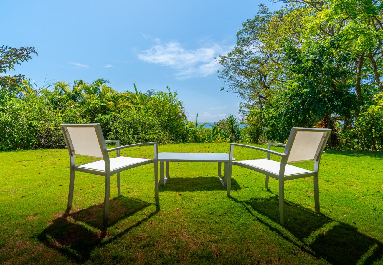 Villa in Esterillos Oeste - Stealing Time