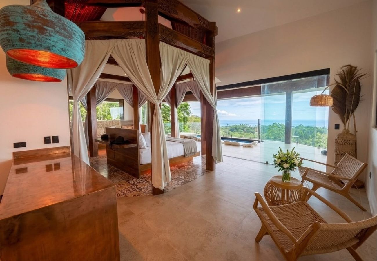 Villa in Uvita - Octagon Villa by Pura Villas