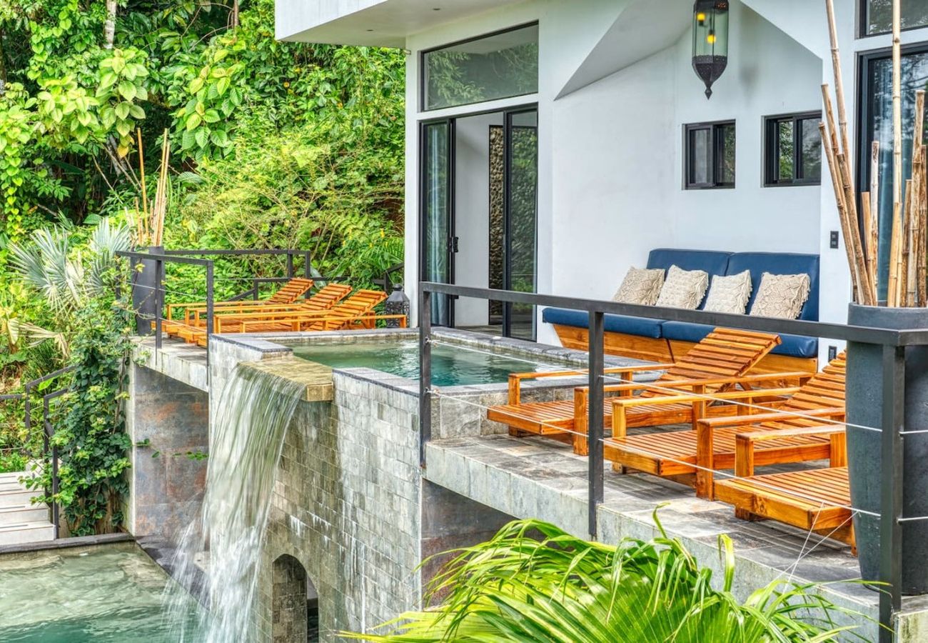 Villa in Uvita - Bali Villa Jungle Paradise by Pura Villas