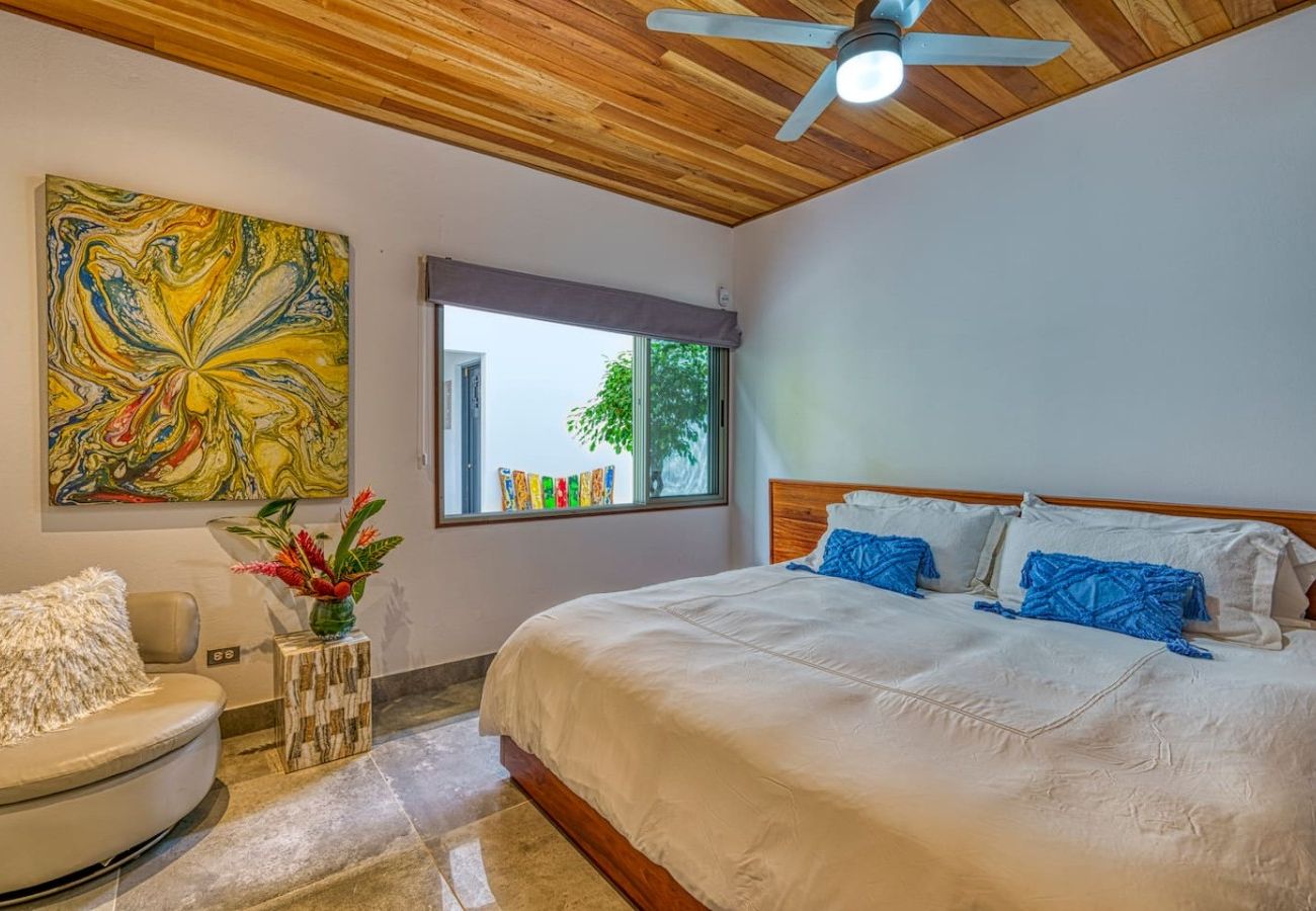 Villa in Savegre - Miralago Villa by Pura Villas