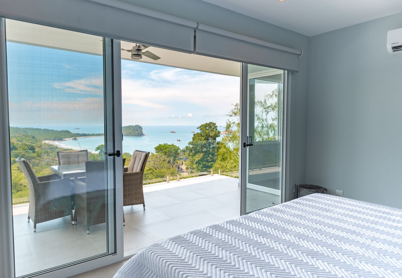 Villa in Quepos - Villa Costa Vida Tower by Pura Villas