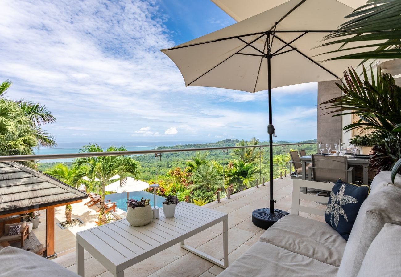 Villa in Dominicalito - Lipstick Palms by Pura Villas
