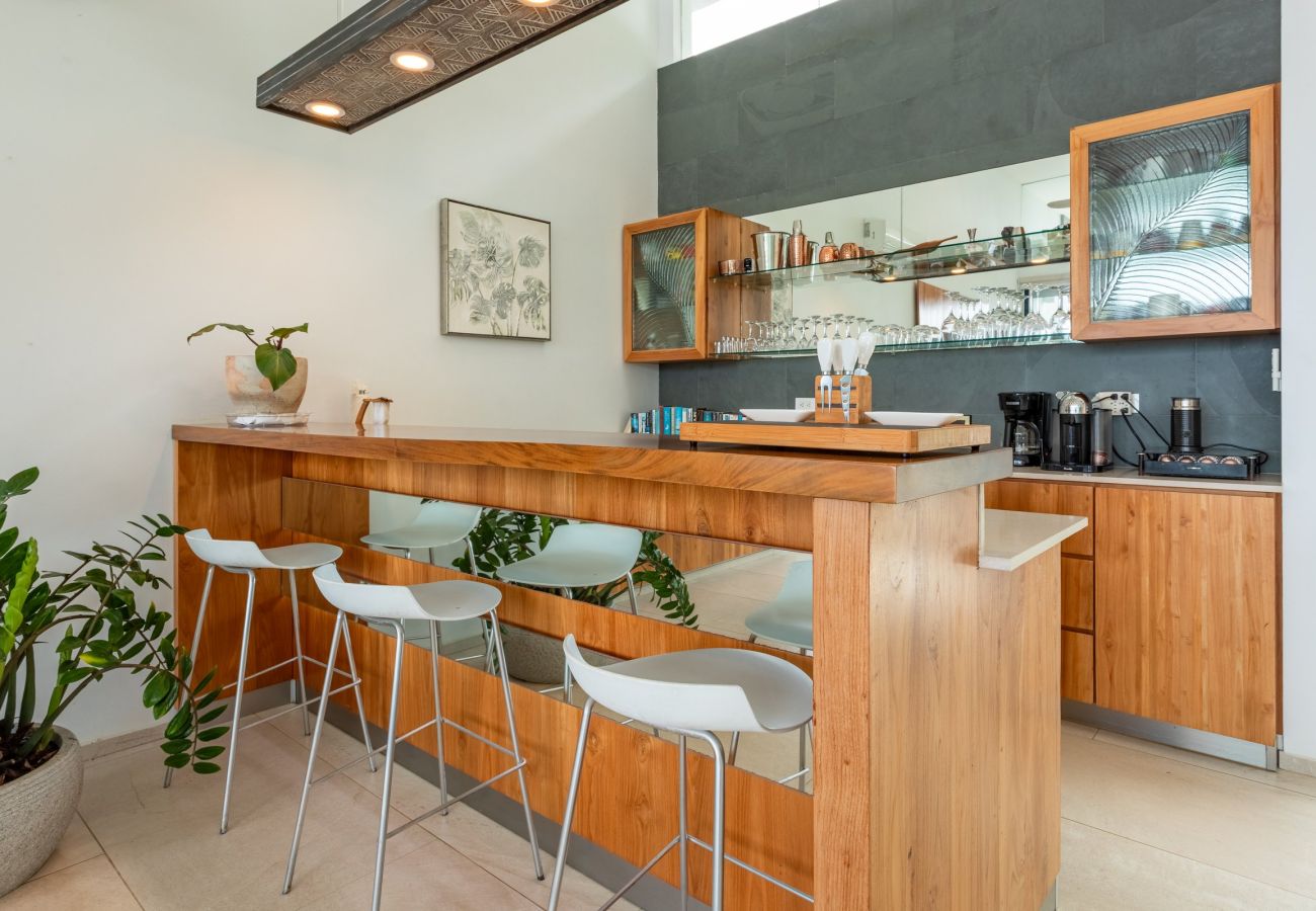 Villa in Dominicalito - Lipstick Palms by Pura Villas