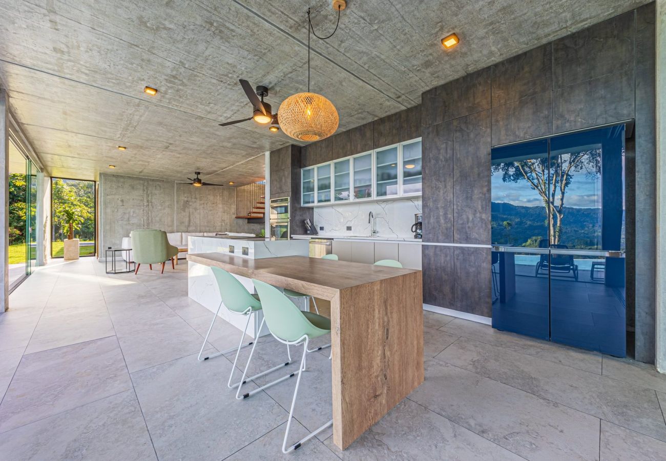Villa in Bahía Ballena - Villa Montana Verde by Pura Villas