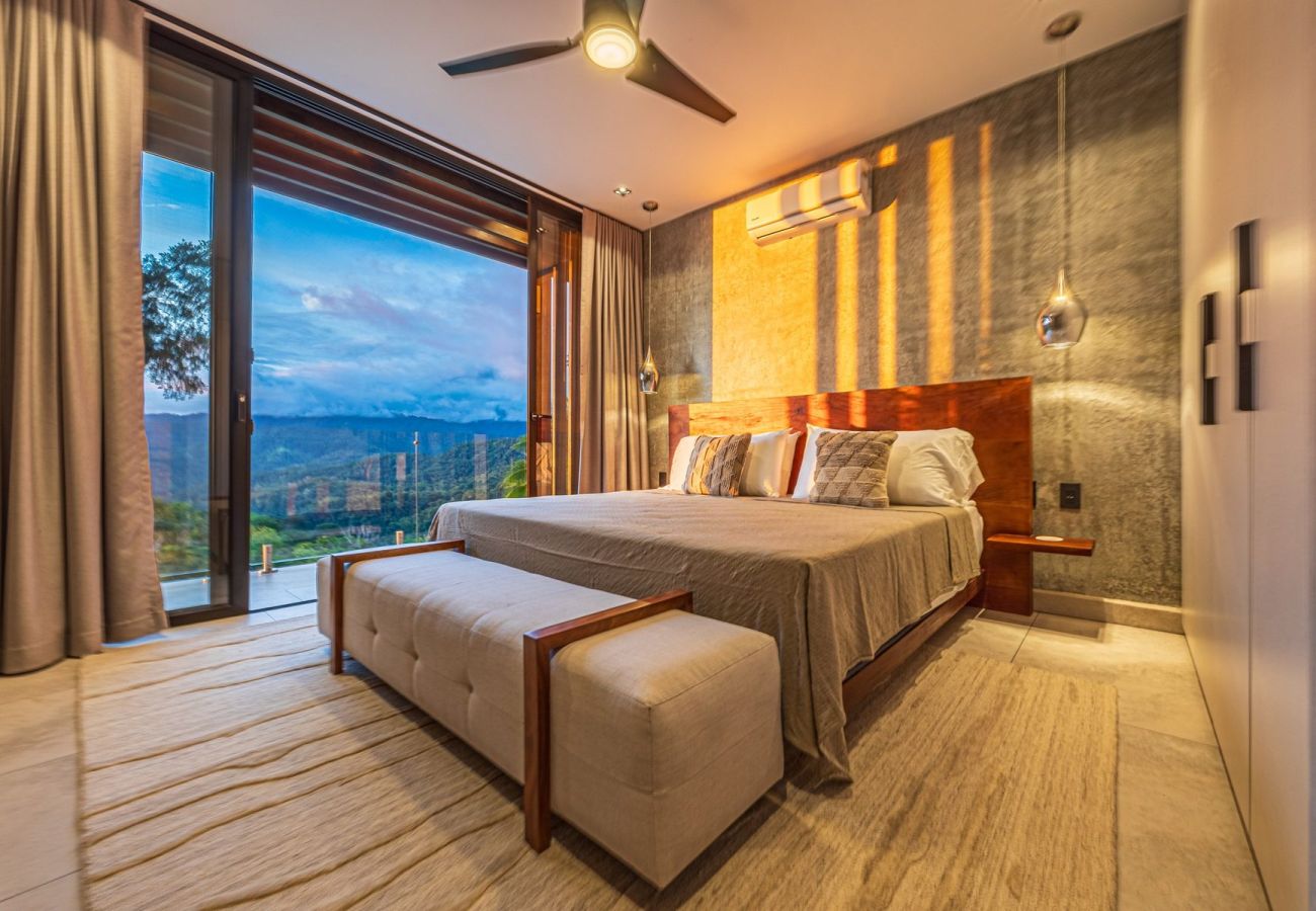Villa in Bahía Ballena - Villa Montana Verde by Pura Villas