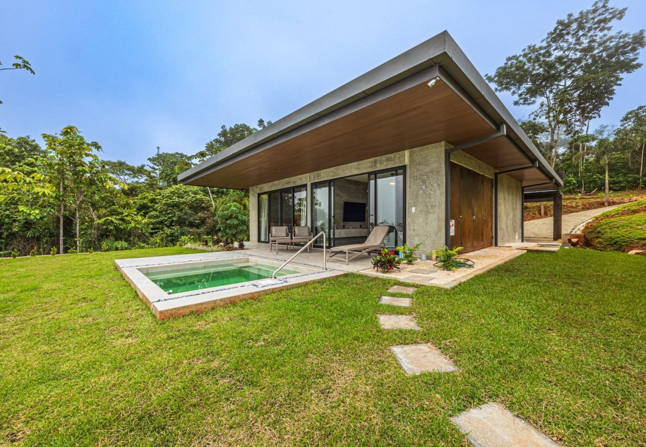 Villa in Bahía Ballena - Villa Montana Verde by Pura Villas