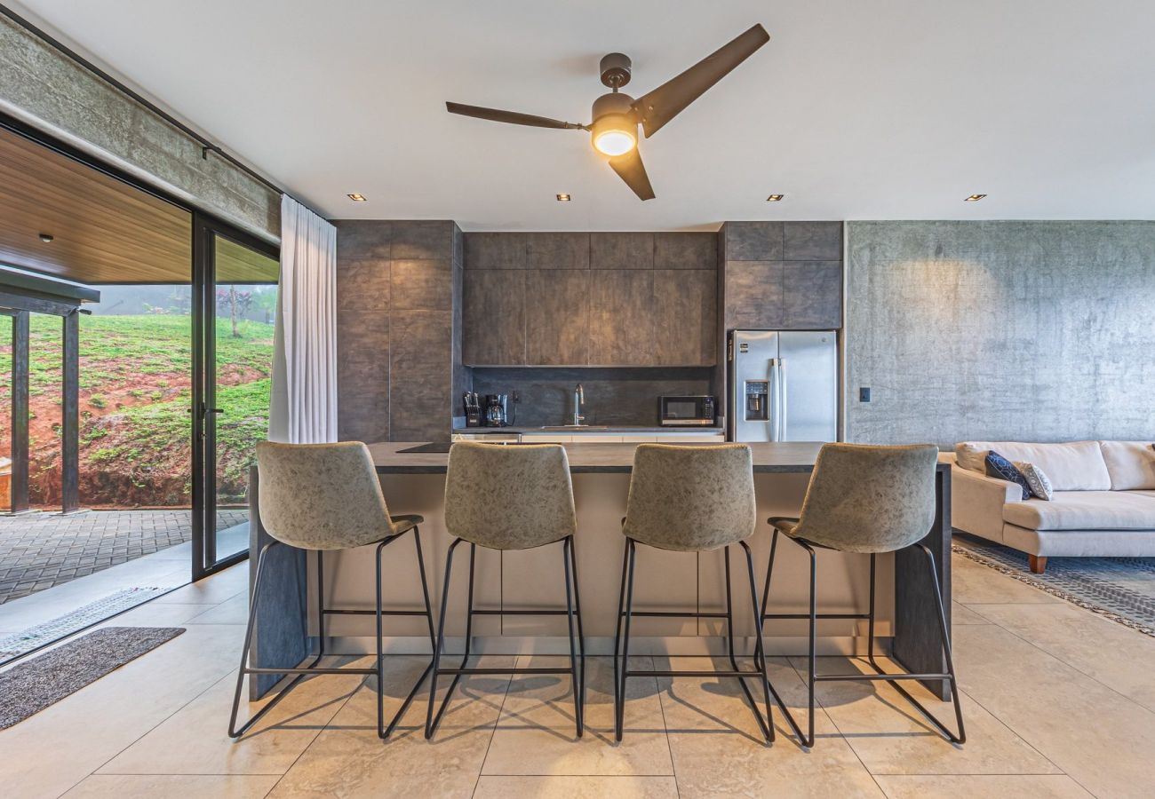 Villa in Bahía Ballena - Villa Montana Verde by Pura Villas