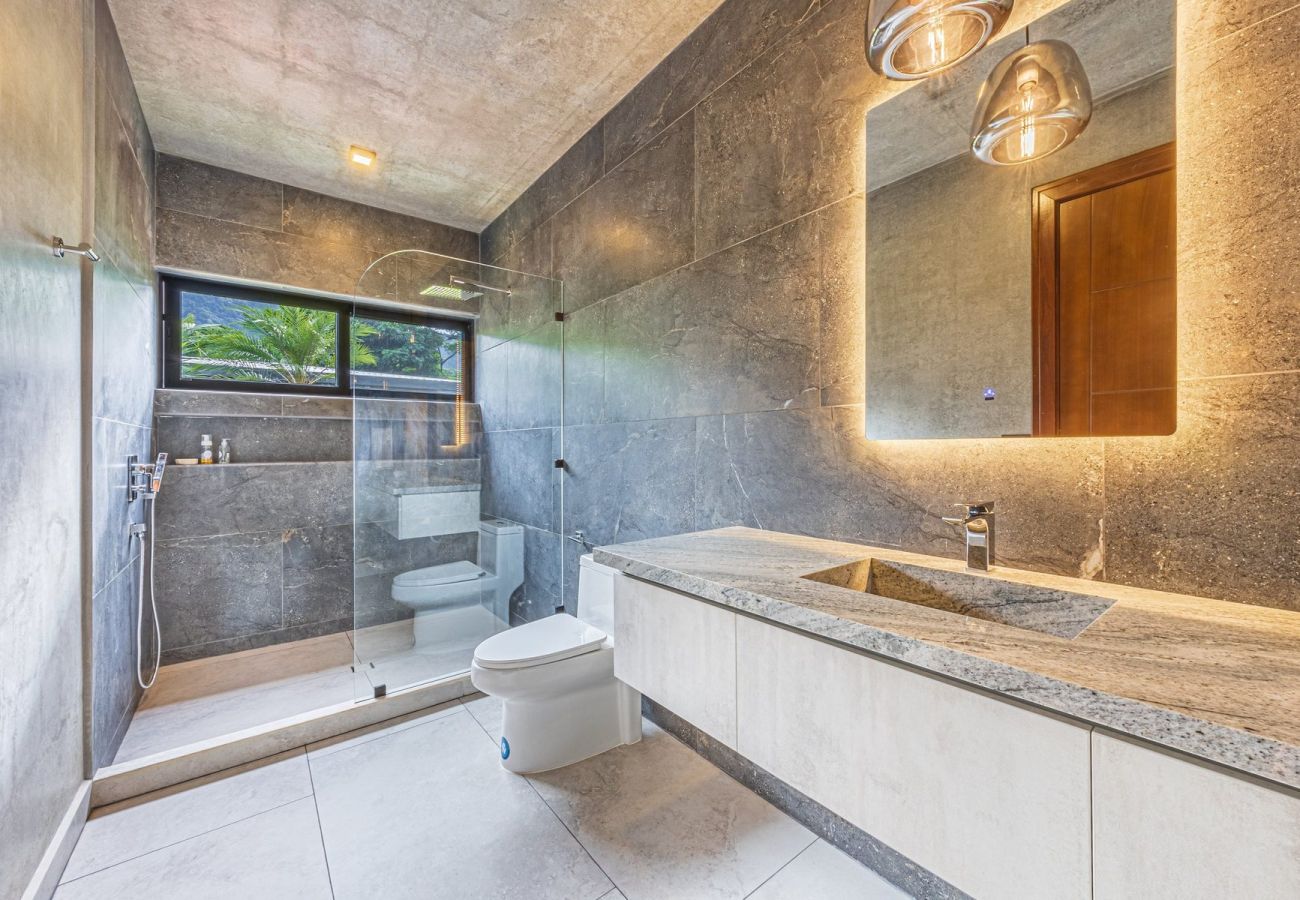 Villa in Bahía Ballena - Villa Montana Verde by Pura Villas